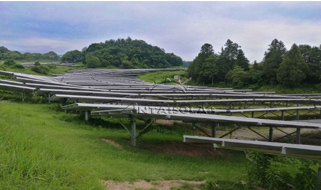  Cuando Una central solar emerge en un campo de golf ... 