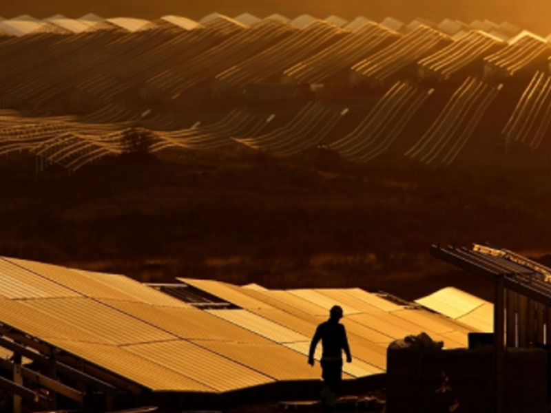  BNEF: net cero podría requiere 455GW de nueva capacidad solar cada año para 2030, con 20TW instalado por 2050 